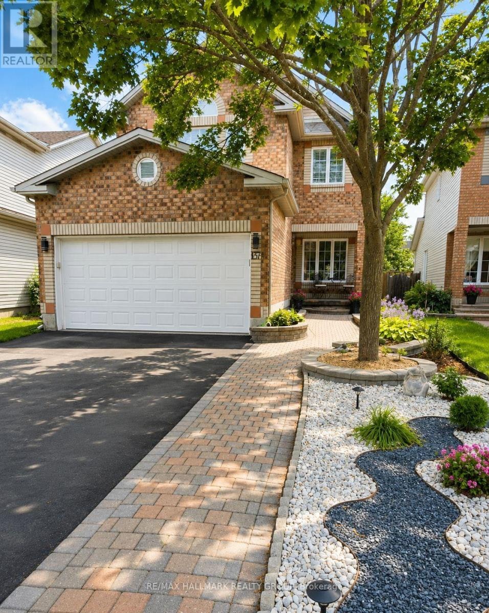 1374 Chicory Place, Ottawa, ON, K1J 1E7