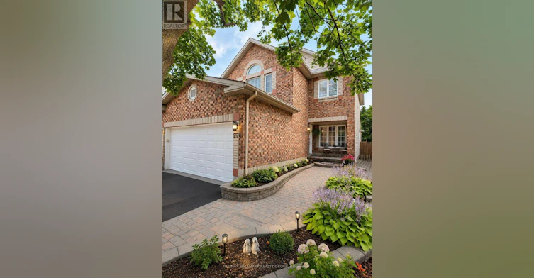 1374 Chicory Place, Ottawa, ON, K1J 1E7 - 2