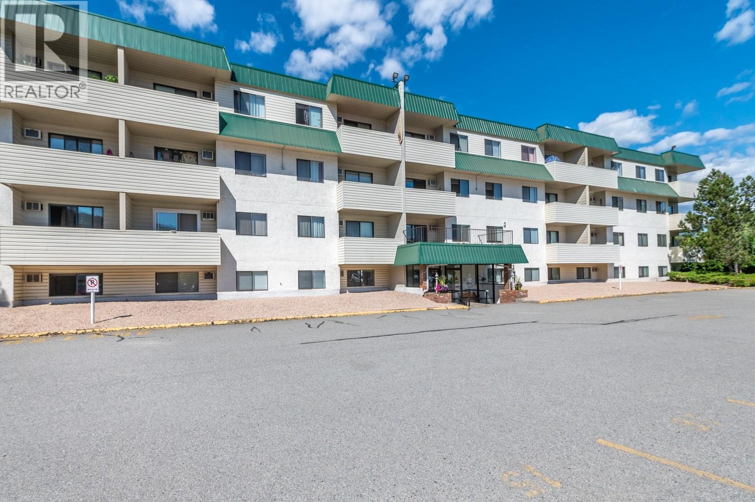 416-150 Skaha Place, Penticton, BC, V2A 7K1