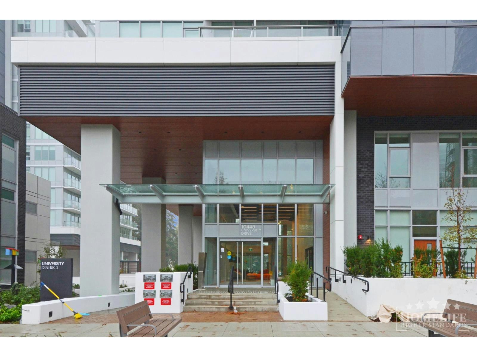 303-10448 University Drive, Surrey, BC, V3T 0S7 - 2