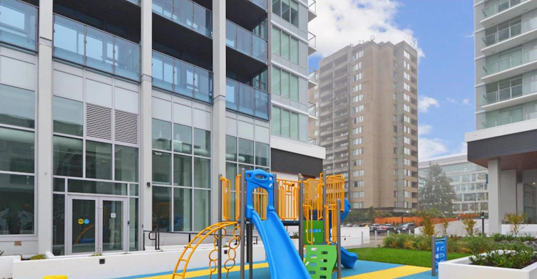 303-10448 University Drive, Surrey, BC, V3T 0S7 - 18