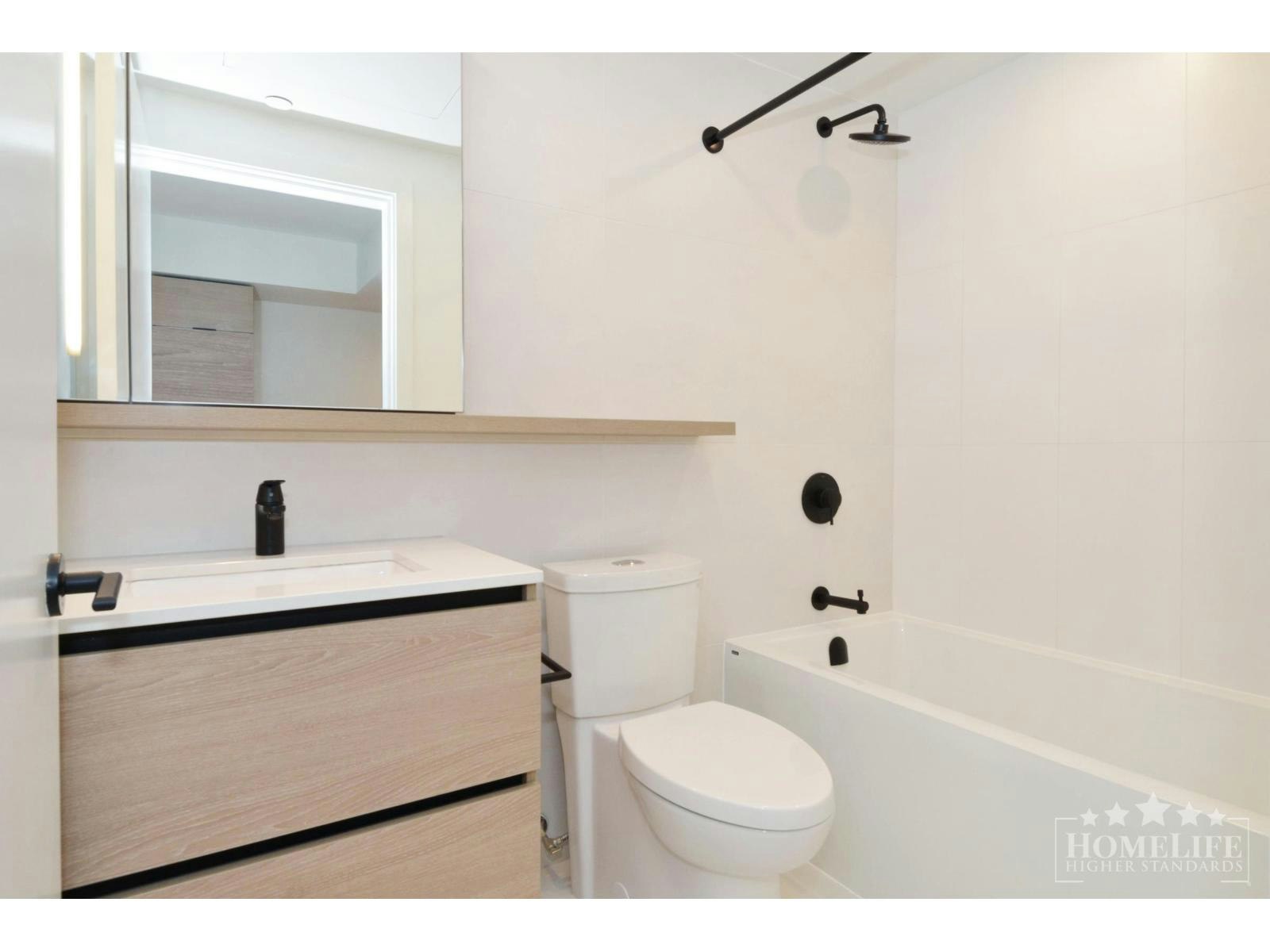 303-10448 University Drive, Surrey, BC, V3T 0S7 - 12
