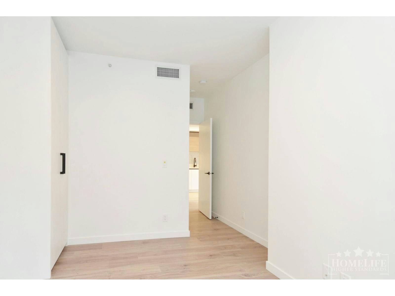 303-10448 University Drive, Surrey, BC, V3T 0S7 - 11