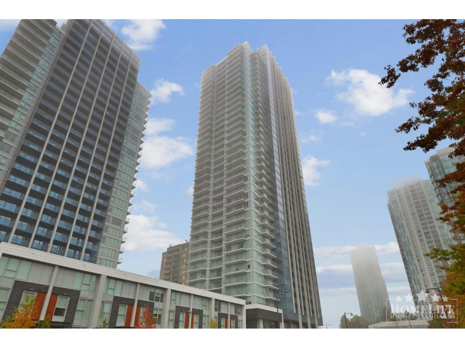 303-10448 University Drive, Surrey, BC, V3T 0S7