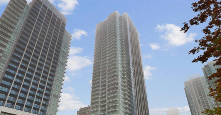 303-10448 University Drive, Surrey, BC, V3T 0S7