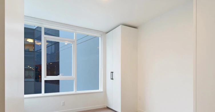 303-10448 University Drive, Surrey, BC, V3T 0S7 - 9