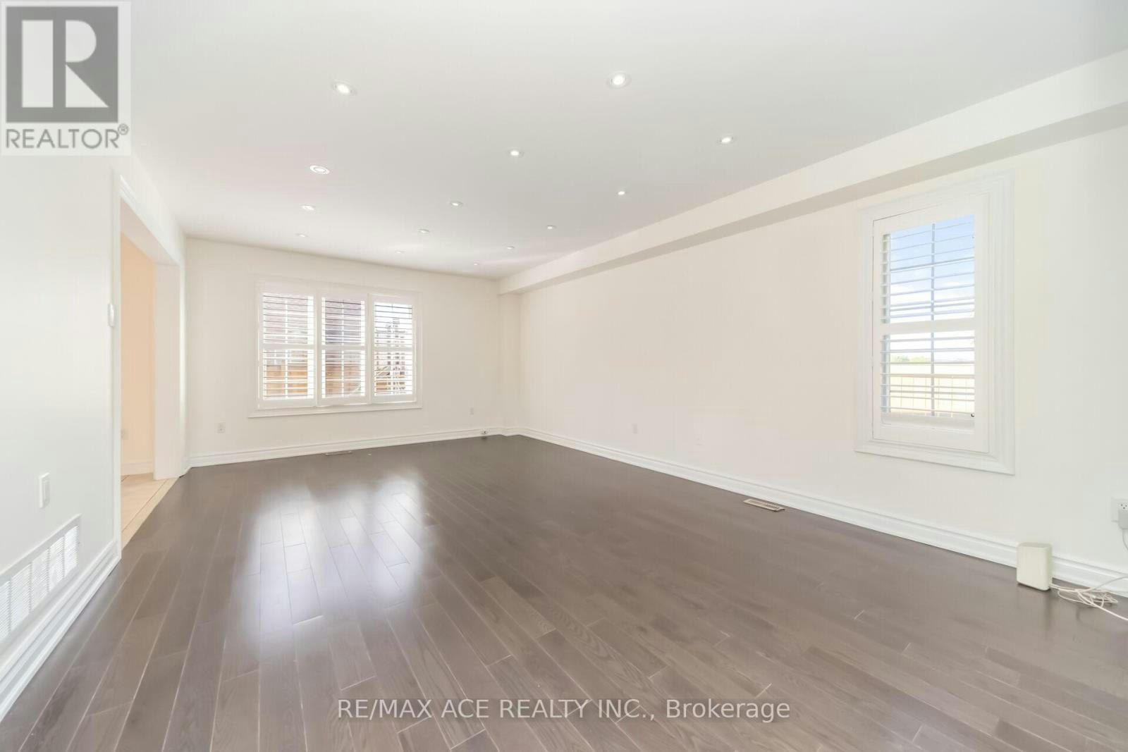 MAIN-86 Treasure Drive, Brampton, ON, L7A 3L7 - 8