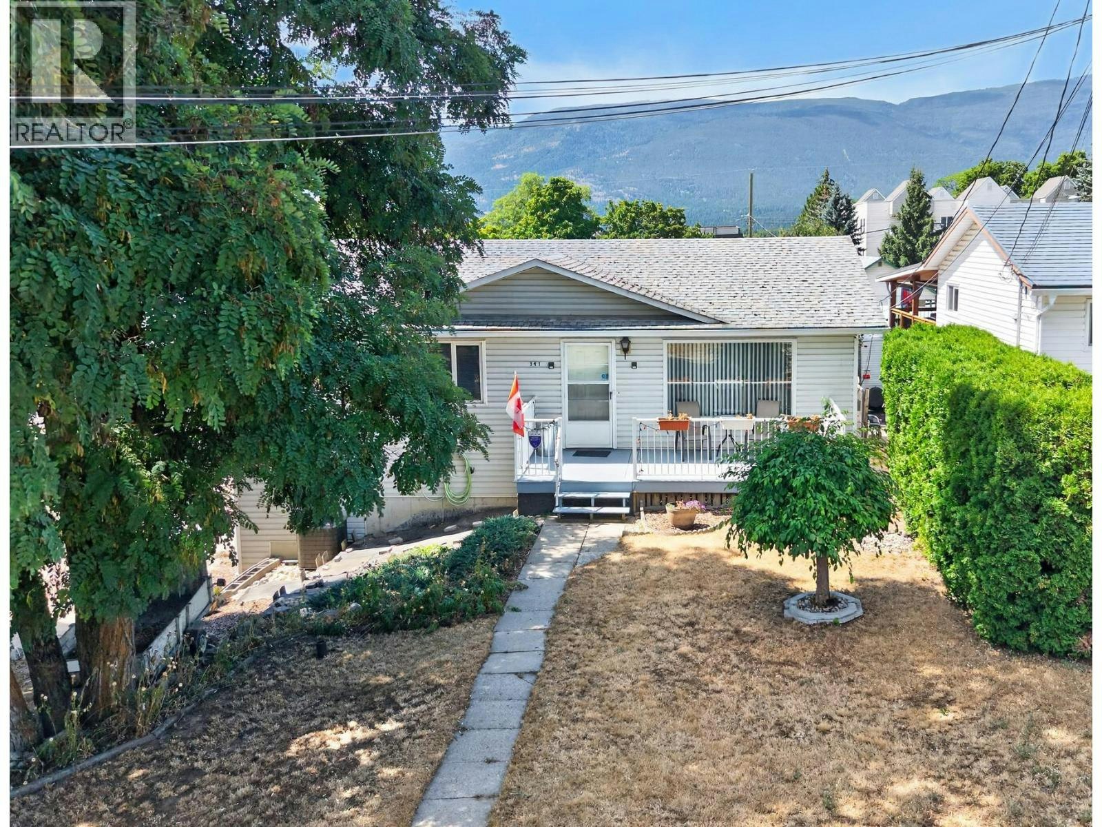 341 SE 2 Street, Salmon Arm, BC, V1E 4H3