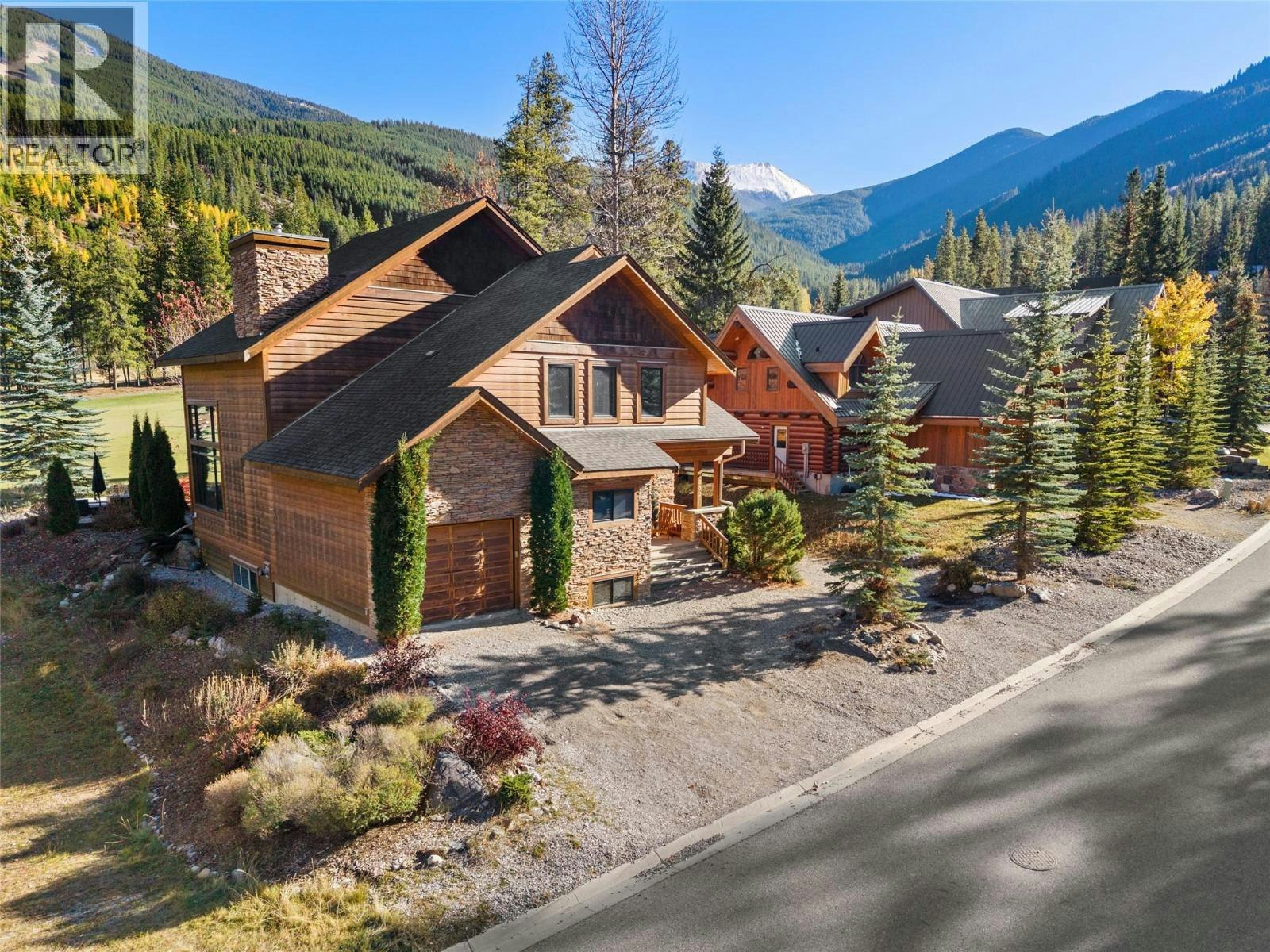 1802 Greywolf Drive, Panorama, BC, V0A 1T0