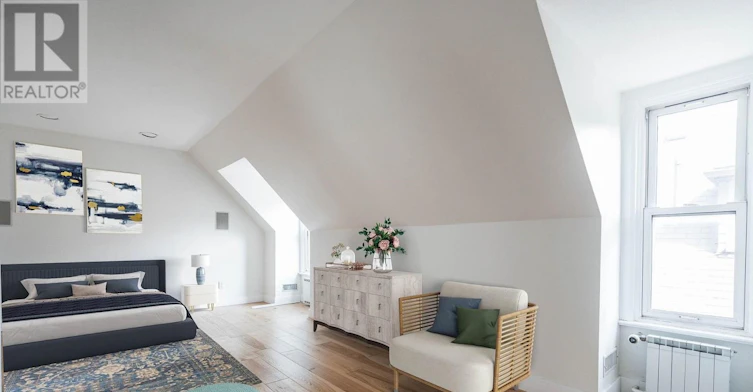 3RD FL-25 Coulson Avenue, Toronto, ON, M4V 1Y3 - 2