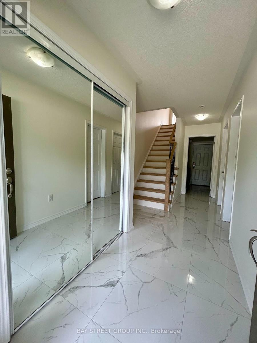 2464 Fall Harvest Crescent, Pickering, ON, L1X 0G1 - 2