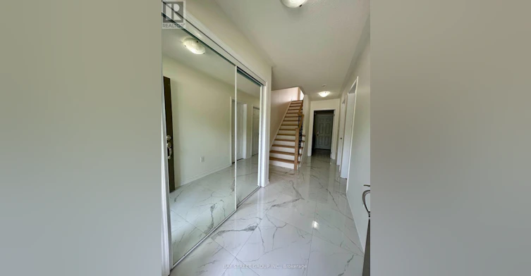 2464 Fall Harvest Crescent, Pickering, ON, L1X 0G1 - 2