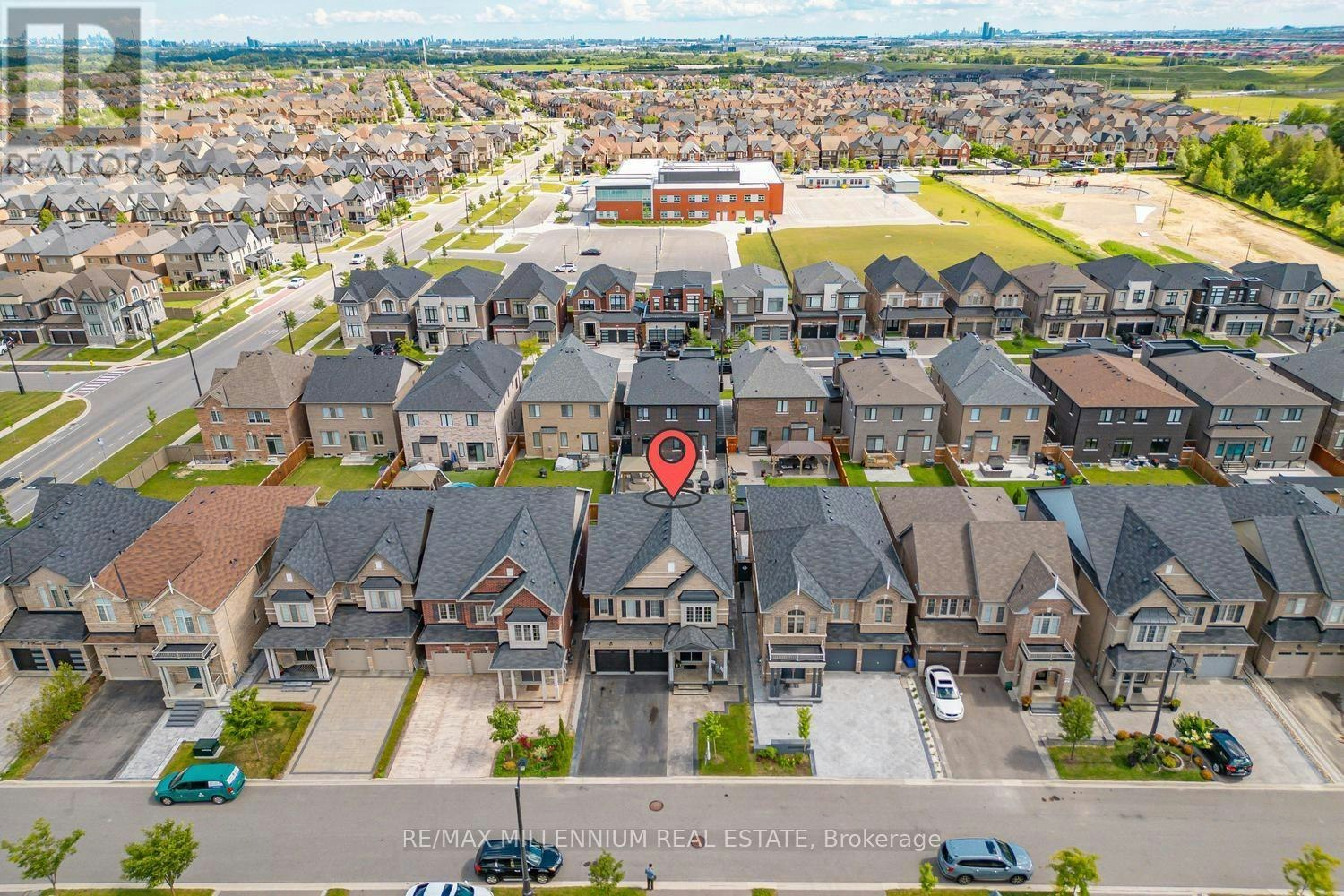 18 Boone Crescent, Vaughan, ON, L4H 4V1