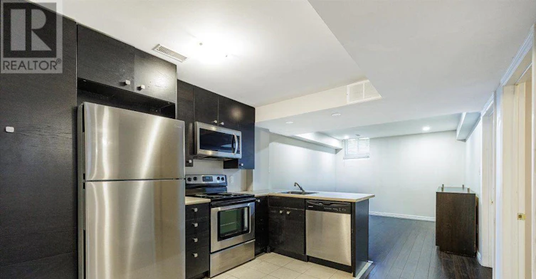 BASEMENT-10 Usherwood Street, Aurora, ON, L4G 7W6 - 4