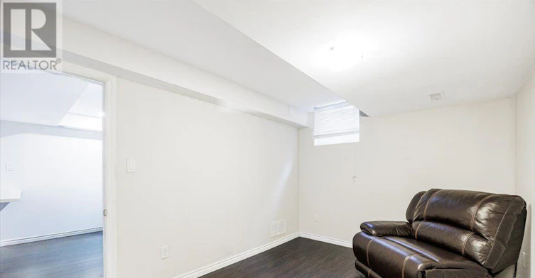 BASEMENT-10 Usherwood Street, Aurora, ON, L4G 7W6 - 12