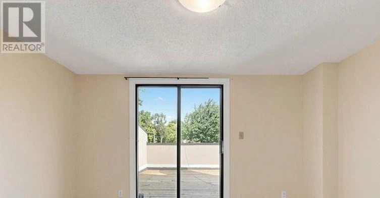 601 Roehampton Avenue, Toronto, ON, M4P 1S7 - 12