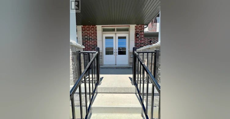 1224 Rexton Drive, Oshawa, ON, L1L 0T3 - 2