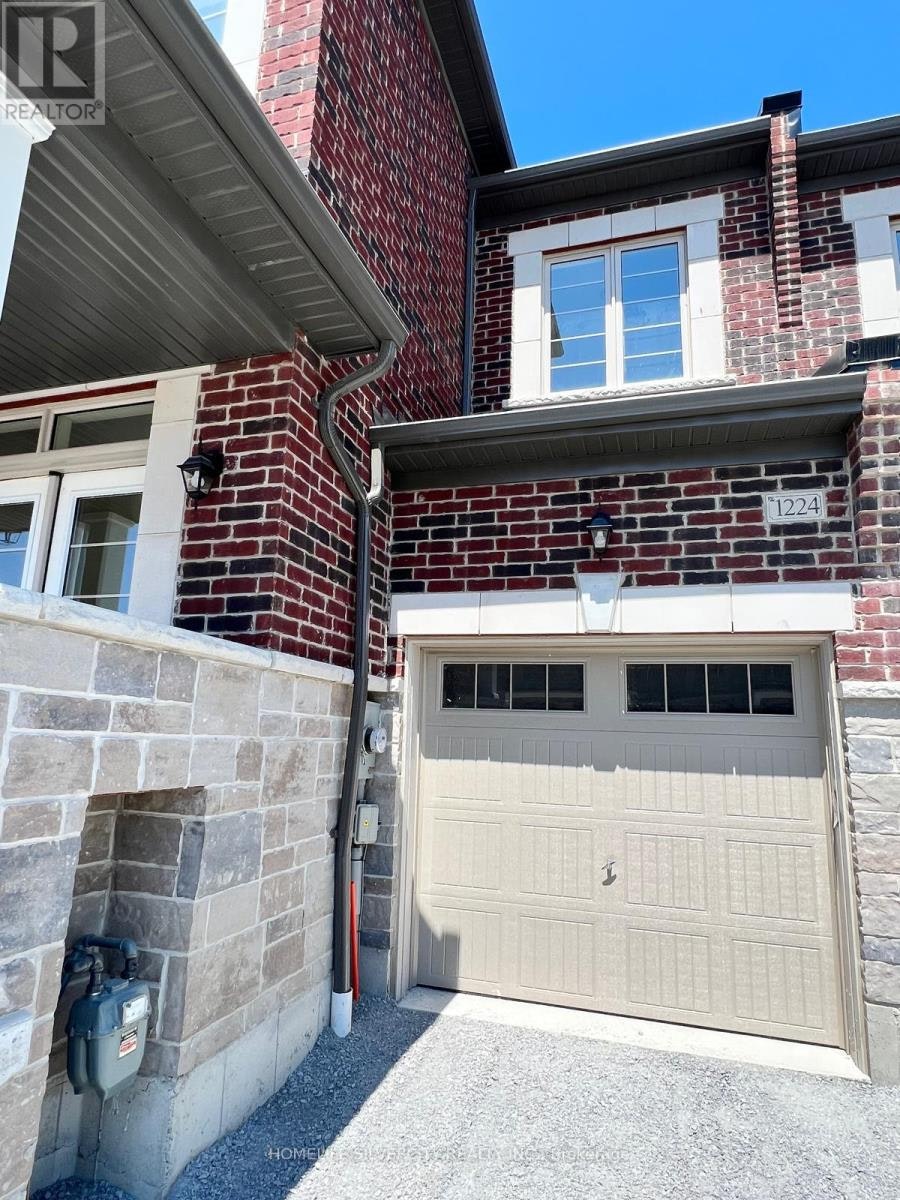 1224 Rexton Drive, Oshawa, ON, L1L 0T3 - 3