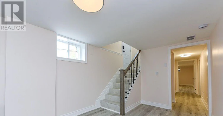 22 Rubydale Gardens, Toronto, ON, M9L 1B9 - 2