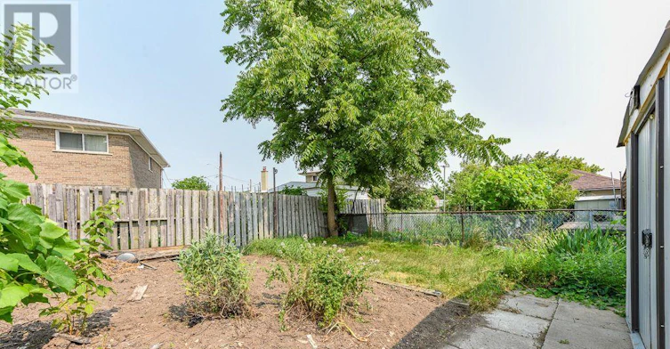 22 Rubydale Gardens, Toronto, ON, M9L 1B9 - 19