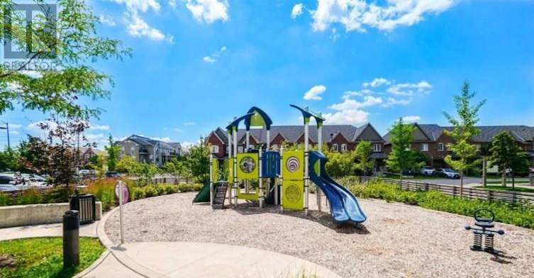 109-5025 Harvard Road, Mississauga, ON, L5M 0W6 - 4