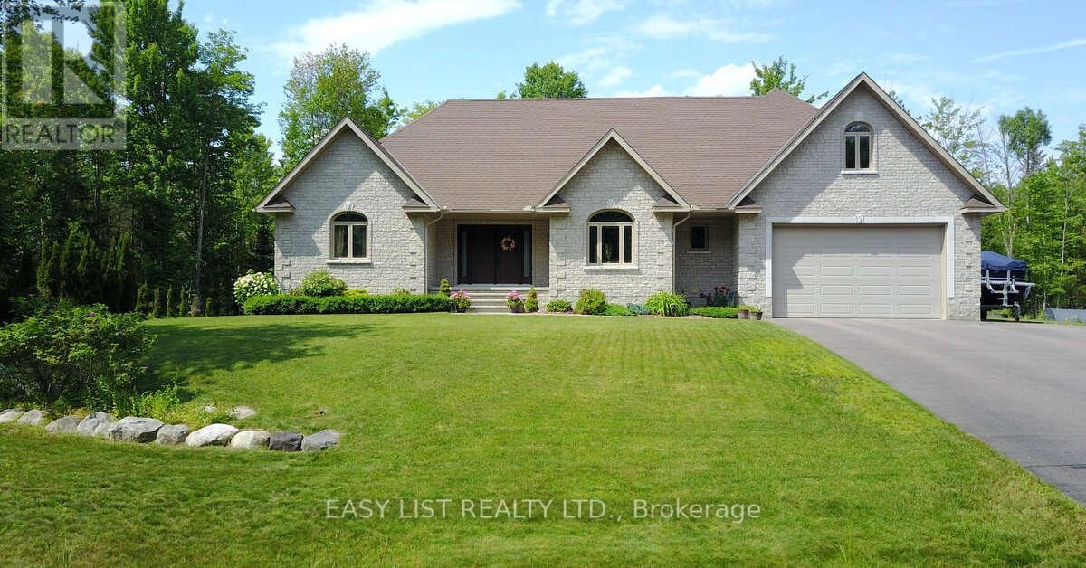 110 Monck Square, Laurentian Hills, ON, K0J 1P0