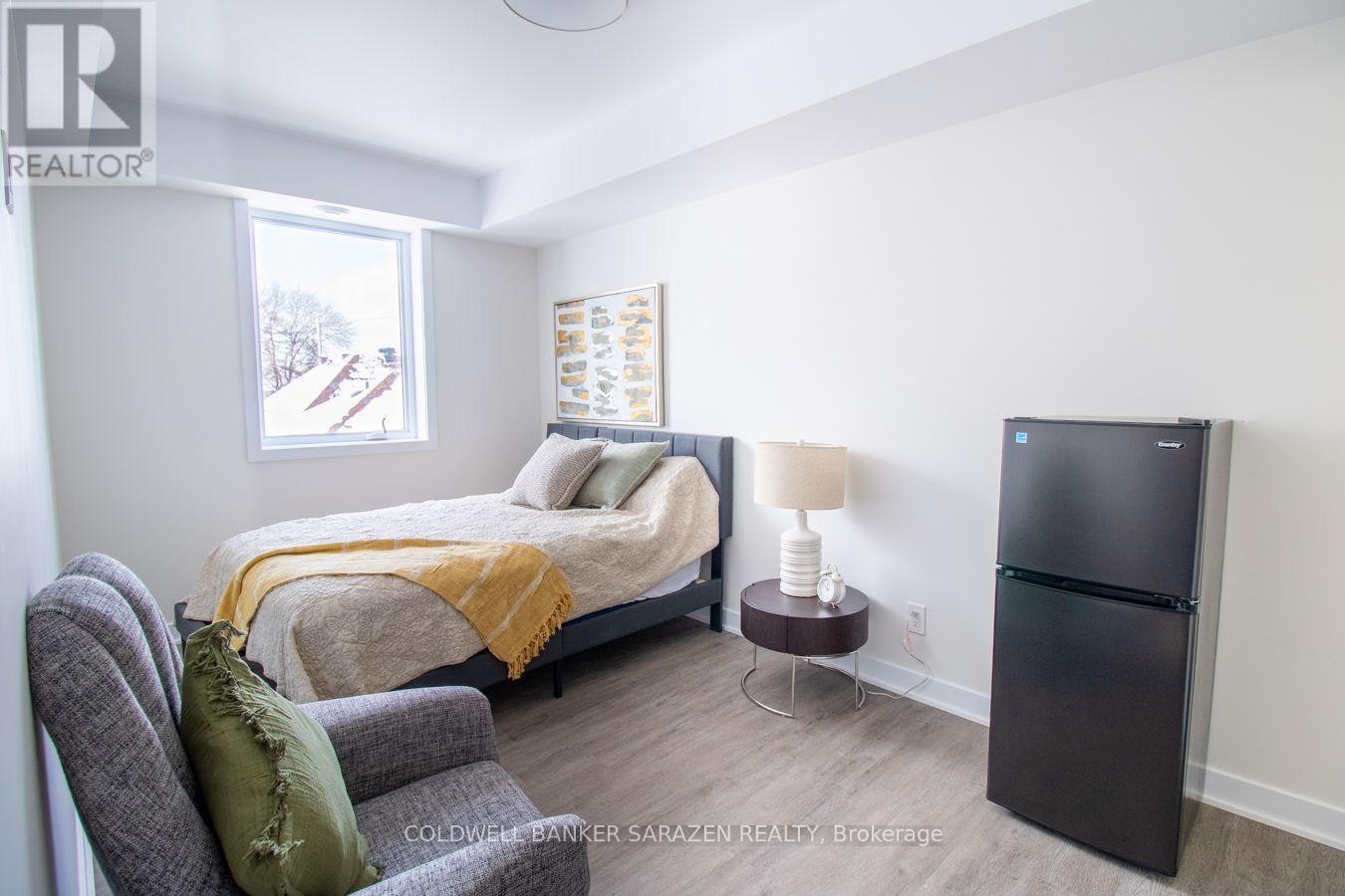 101-994 Bronson Avenue, Ottawa, ON, K1S 4H1 - 11