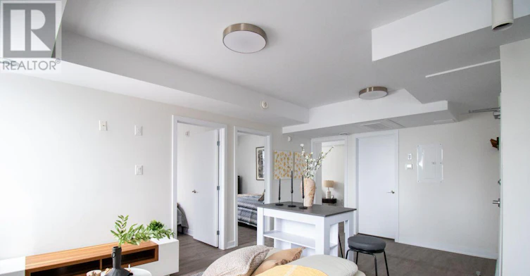 101-994 Bronson Avenue, Ottawa, ON, K1S 4H1 - 3