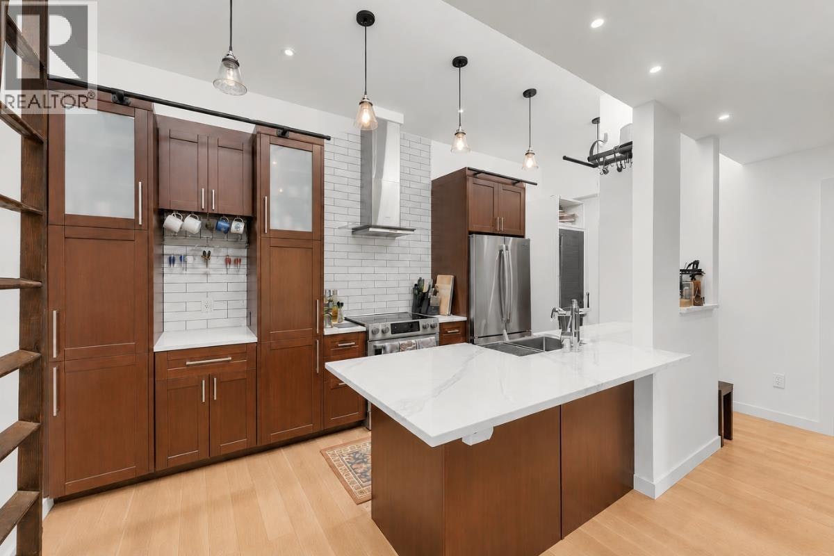 304-1420 E 7th Avenue, Vancouver, BC, V5N 1R8
