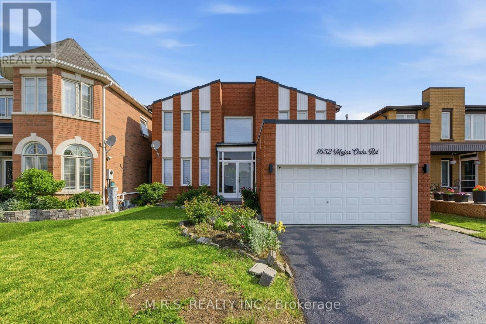 BSMNT-1652 Major Oaks Road, Pickering, ON, L1X 1Y9