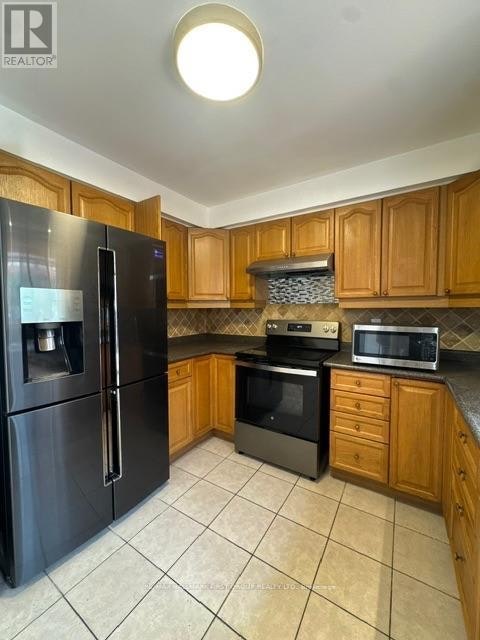 6 Carruthers Crescent, Barrie, ON, L4M 6A5 - 13