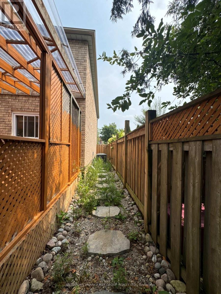 6 Carruthers Crescent, Barrie, ON, L4M 6A5 - 27