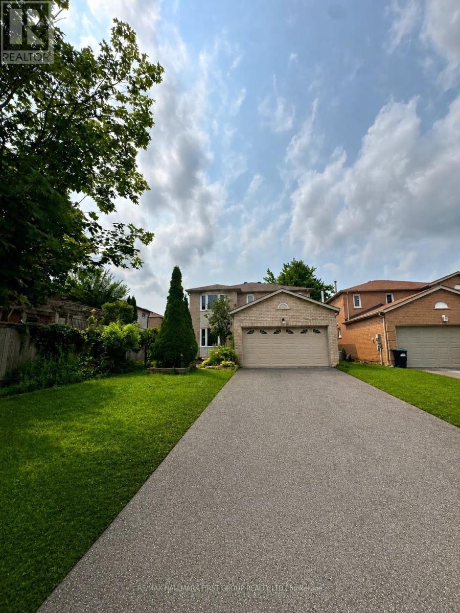 6 Carruthers Crescent, Barrie, ON, L4M 6A5