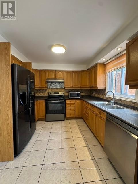 6 Carruthers Crescent, Barrie, ON, L4M 6A5 - 11