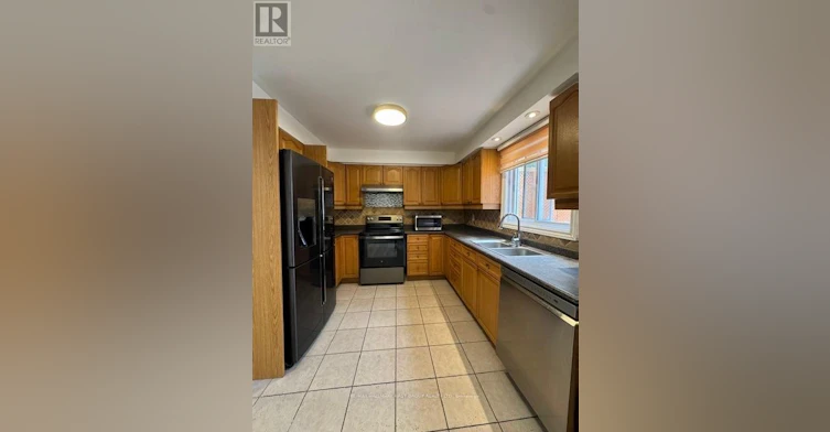 6 Carruthers Crescent, Barrie, ON, L4M 6A5 - 11