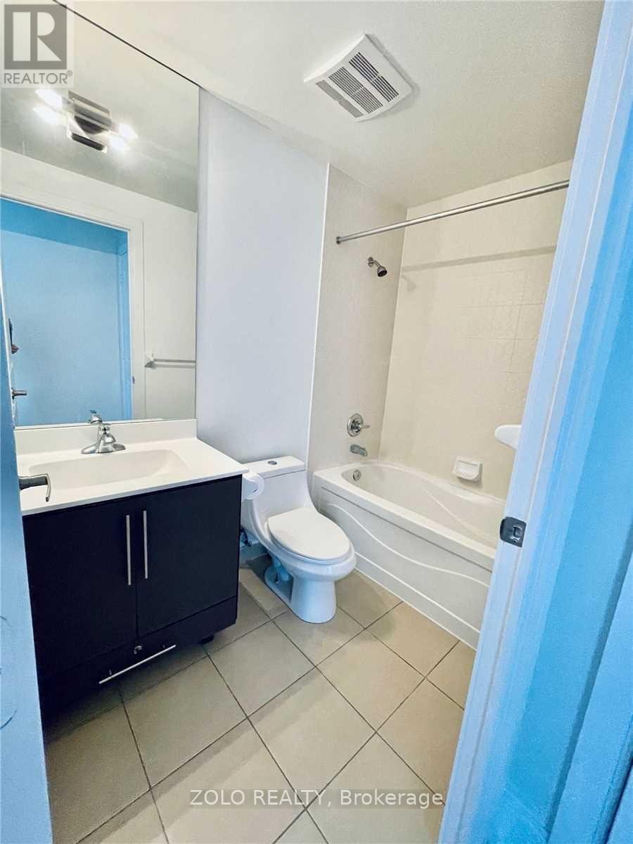 305-330 Burnhamthorpe Road W, Mississauga, ON, L5B 0E1 - 12