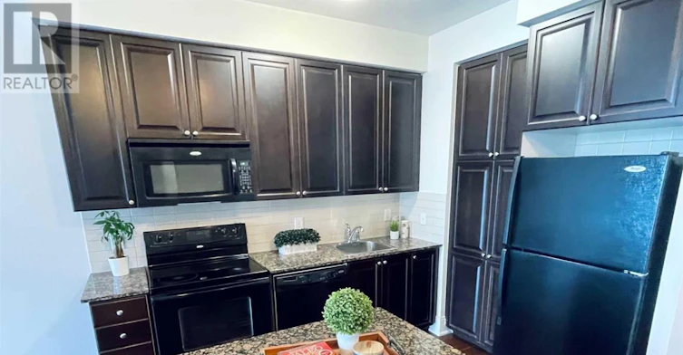 305-330 Burnhamthorpe Road W, Mississauga, ON, L5B 0E1 - 3