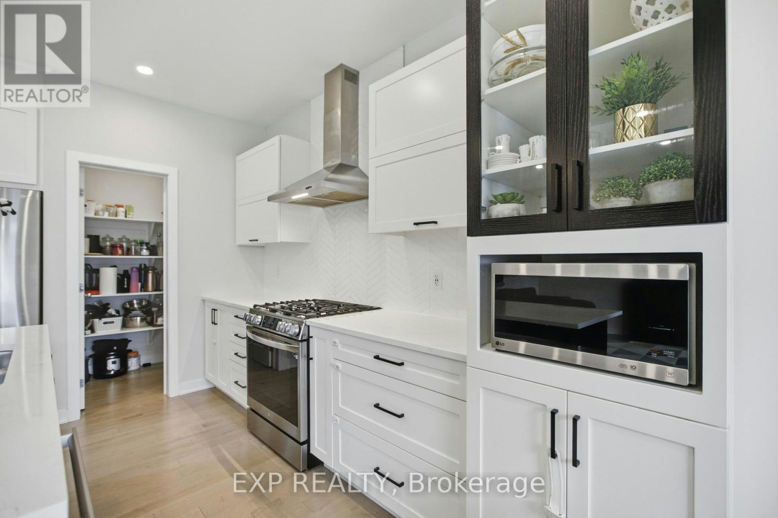 846 Sendero Way, Ottawa, ON, K2S 2W9 - 10