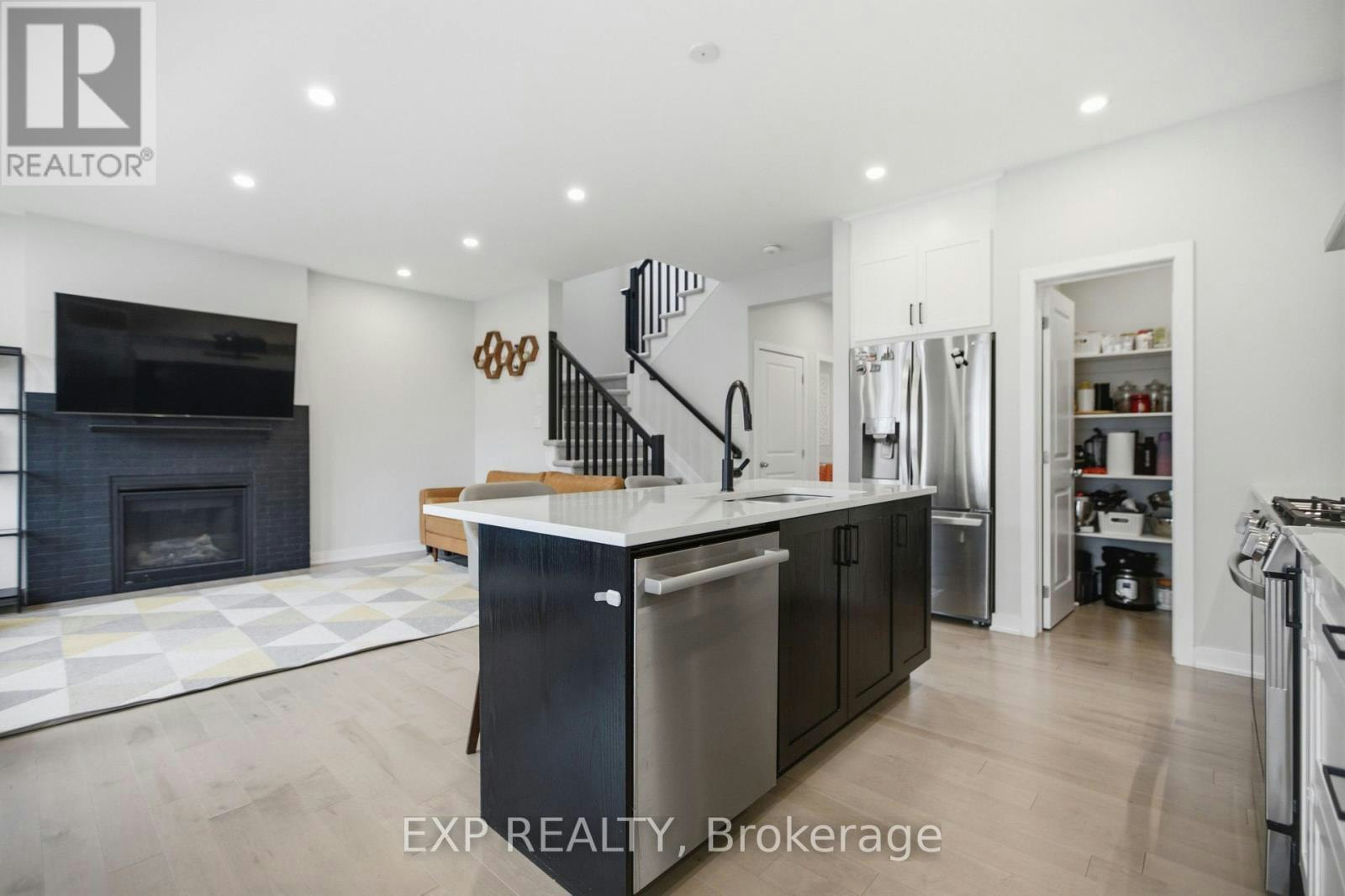846 Sendero Way, Ottawa, ON, K2S 2W9 - 11