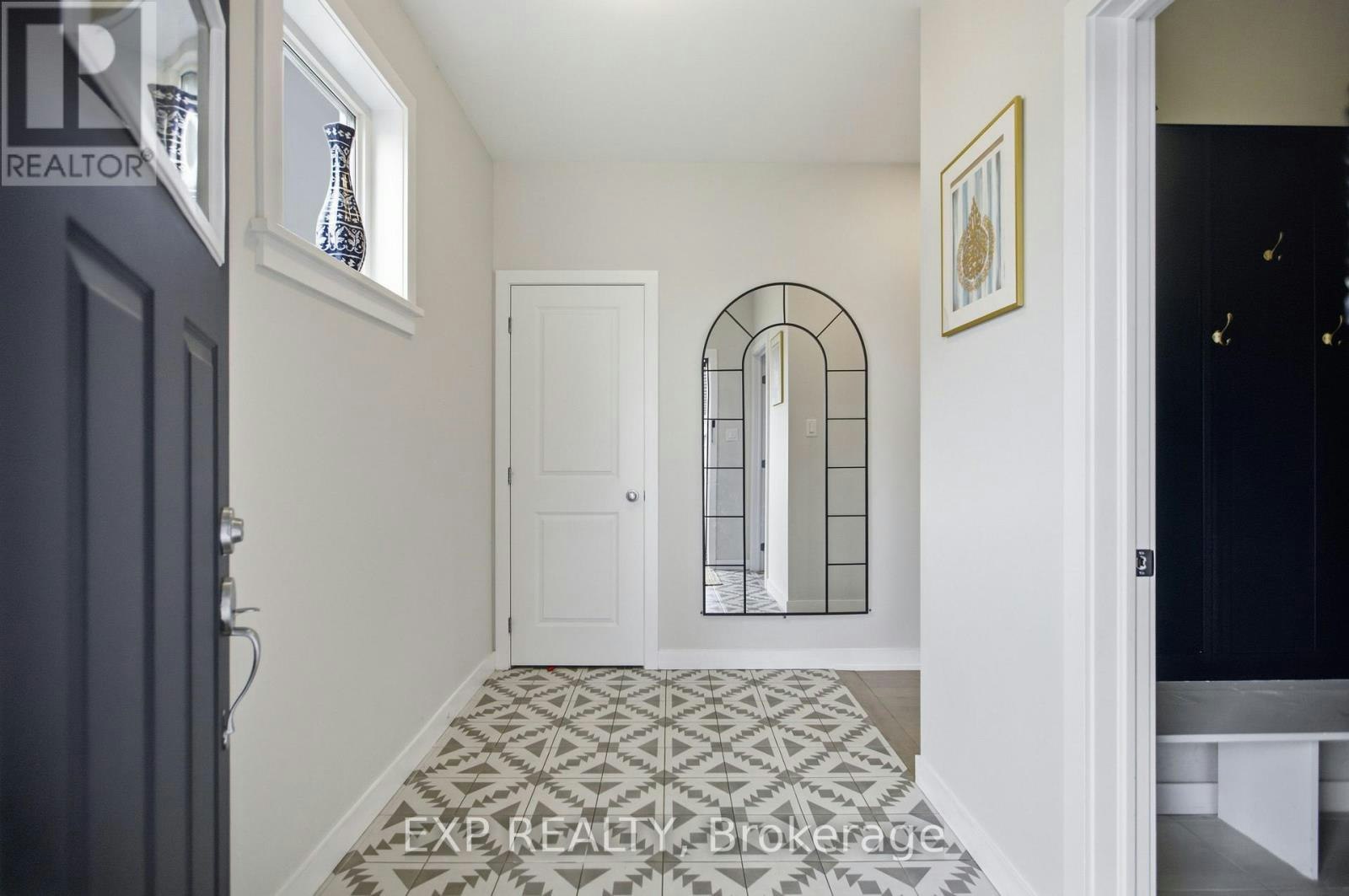 846 Sendero Way, Ottawa, ON, K2S 2W9 - 4