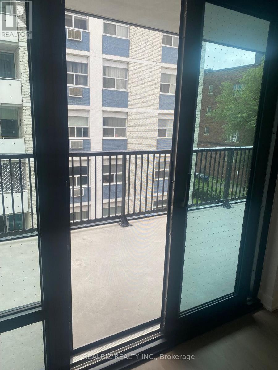 628-91 Montclair Avenue, Toronto, ON, M5P 0B1 - 2