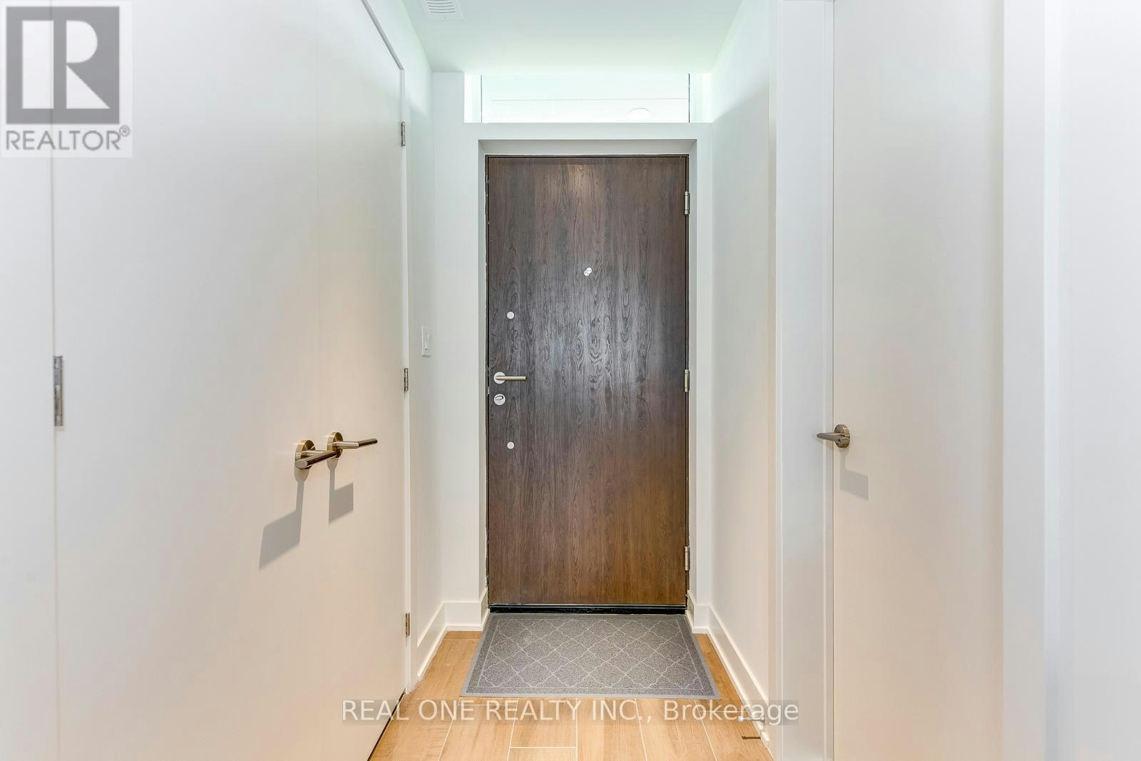 42 Sonic Way, Toronto, ON, M3C 0P3 - 3