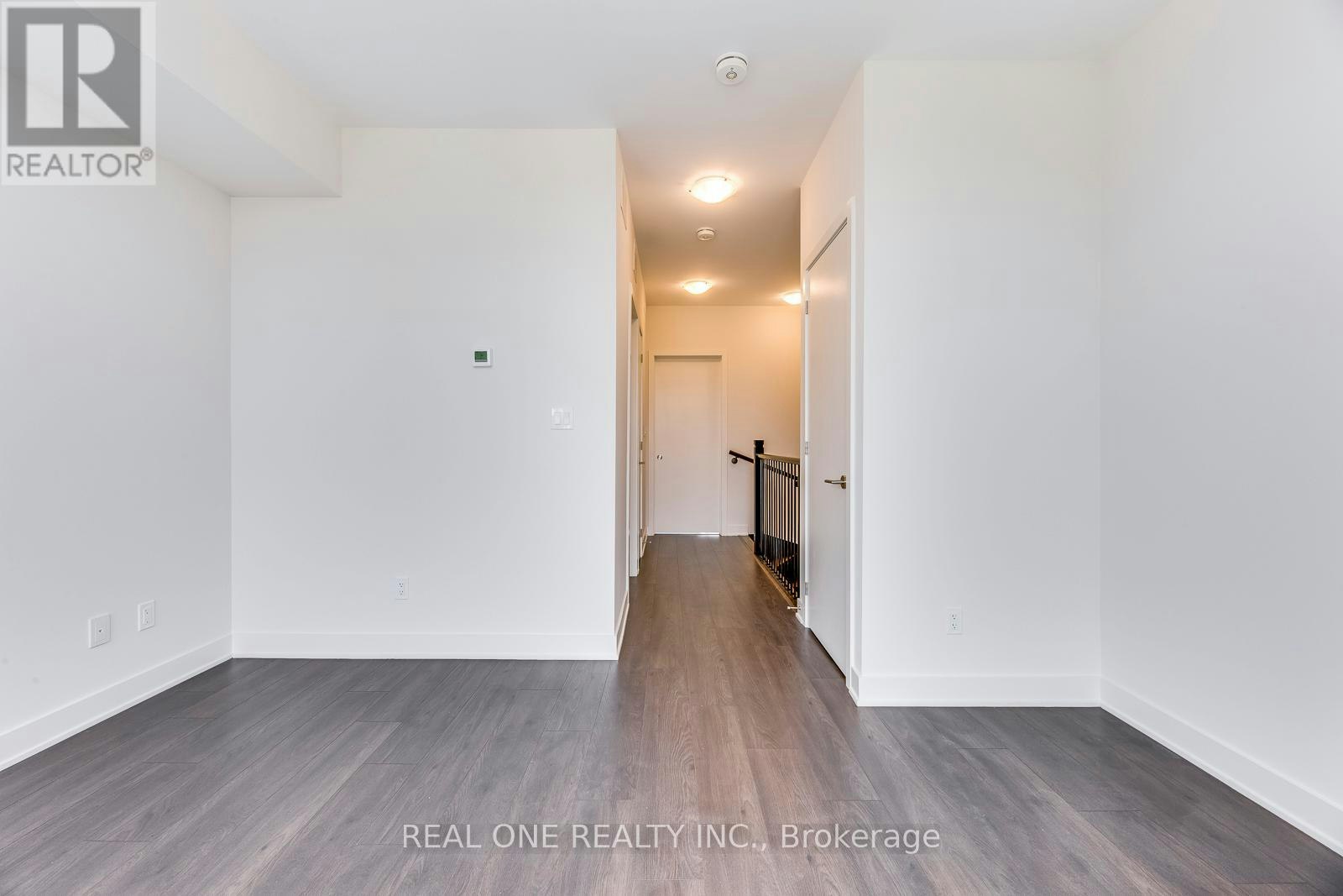 42 Sonic Way, Toronto, ON, M3C 0P3 - 34