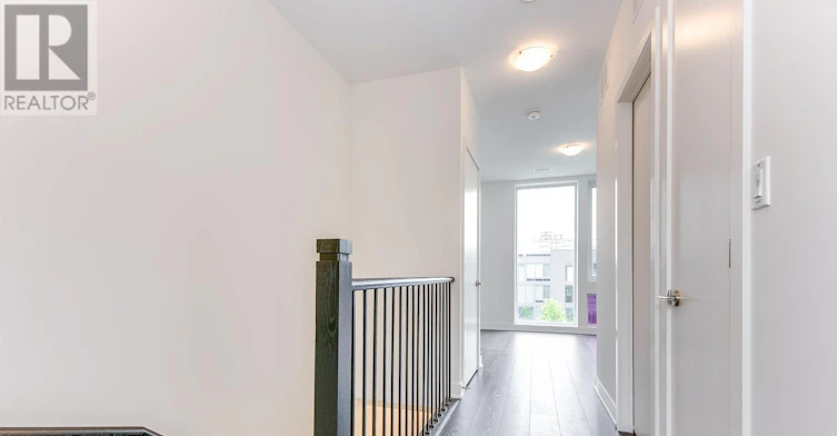 42 Sonic Way, Toronto, ON, M3C 0P3 - 35