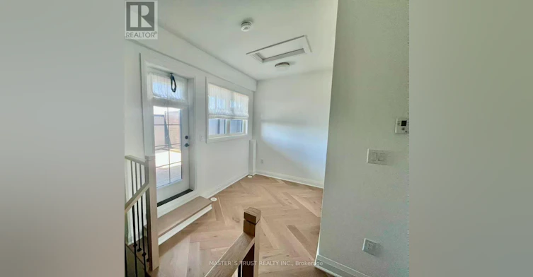 27 Alton Crescent, Vaughan, ON, L4J 0M1