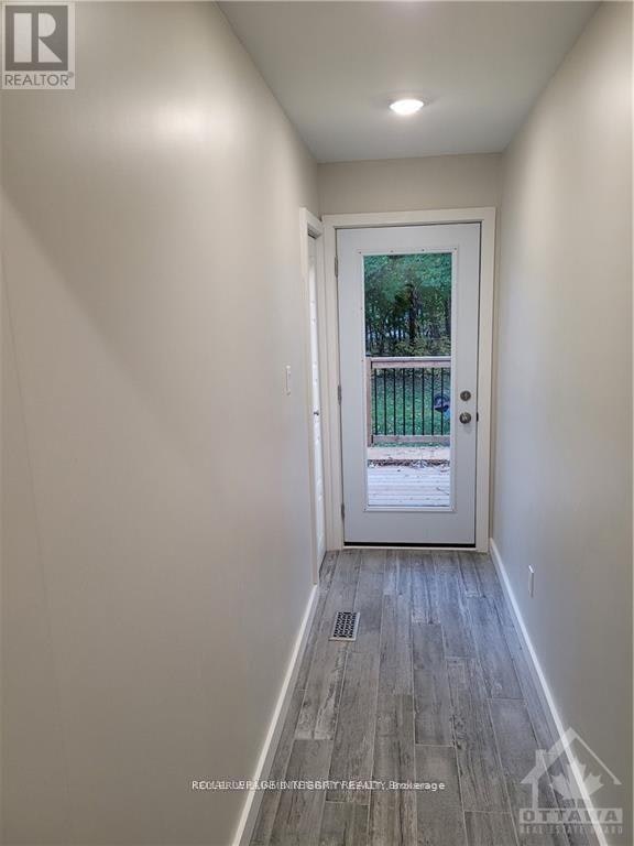 B-2748 Moncton Road, Ottawa, ON, K2B 7W1 - 2