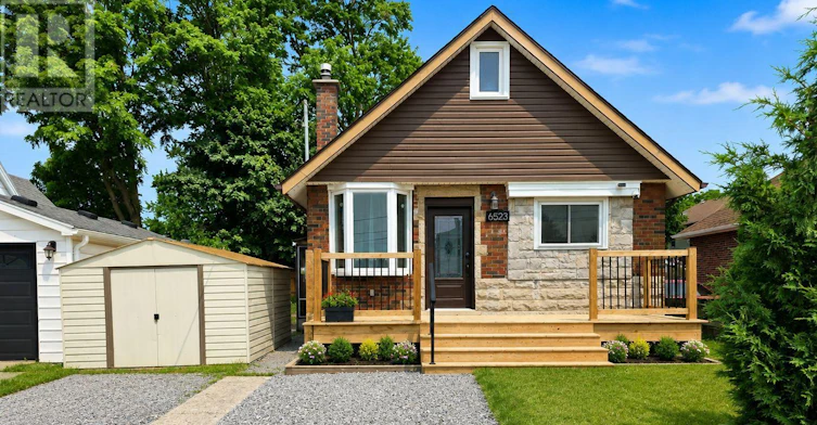 MAIN-6523 Barker Street, Niagara Falls, ON, L2G 1Y6