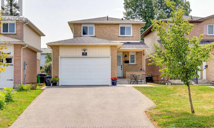 79 Newbridge Crescent