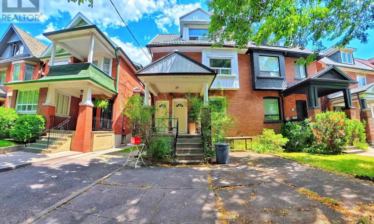 121 Medland Street