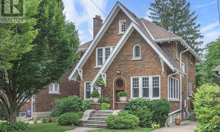 17 Willingdon Avenue